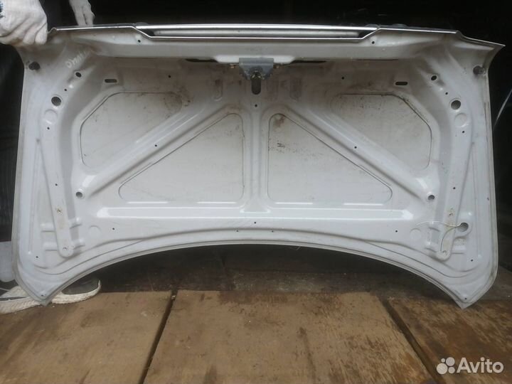 Крышка багажника Toyota Camry Vista V40