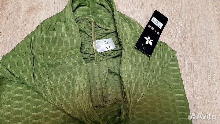 Новый костюм для фитнеса 44-46