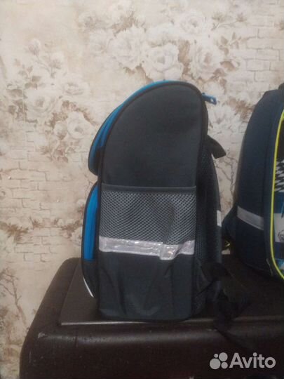 Рюкзак школьный