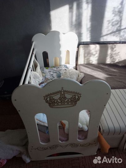 Детская кроватка