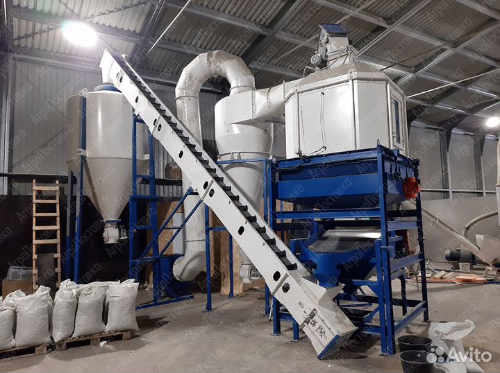 Колонна охлаждения гранулированного комбикорма