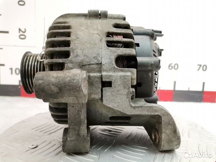 Генератор для BMW 5-Series (E60/E61) 12317789980