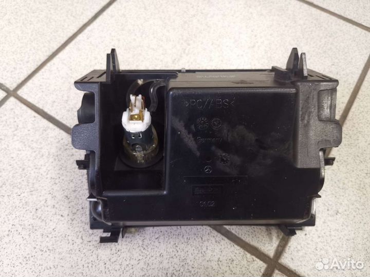 Пепельница Mercedes w211