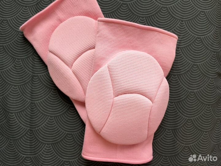 Наколенники спортивные