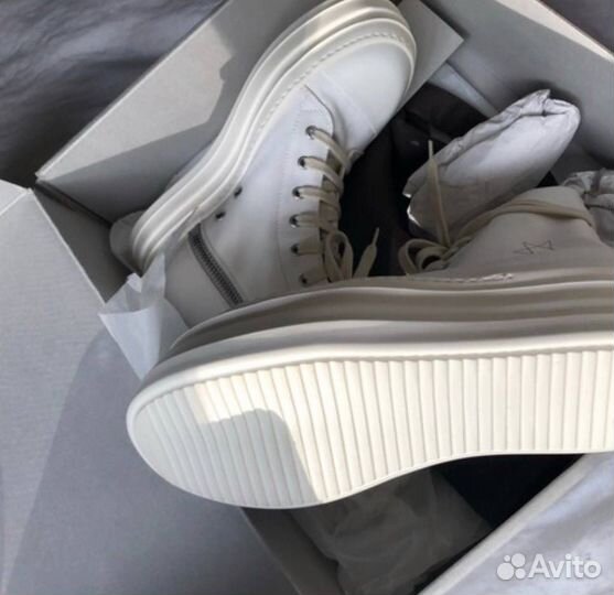 Rick Owens Double Bumper Milk на руках