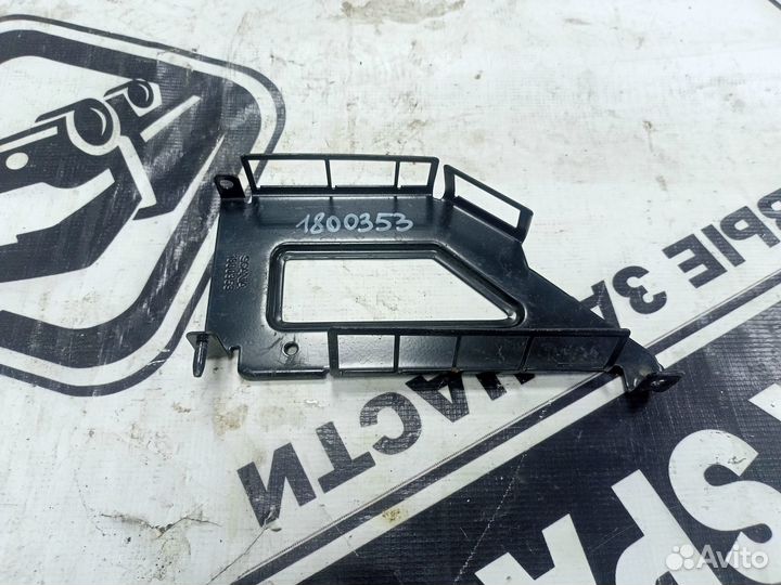 1800353 Кронштейн приборной панели Скания Scania P