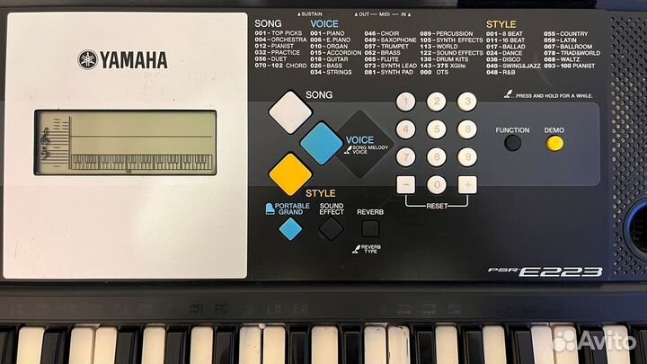 Синтезатор yamaha PSR E223