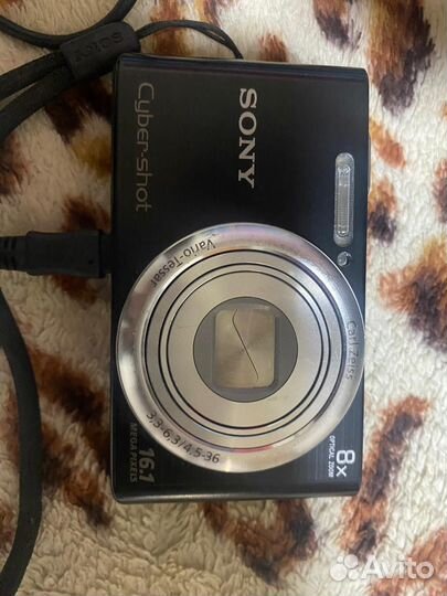 Компактный фотоаппарат Sony