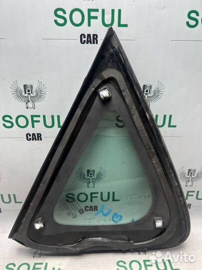 Форточка задняя правая Opel Astra J 2010