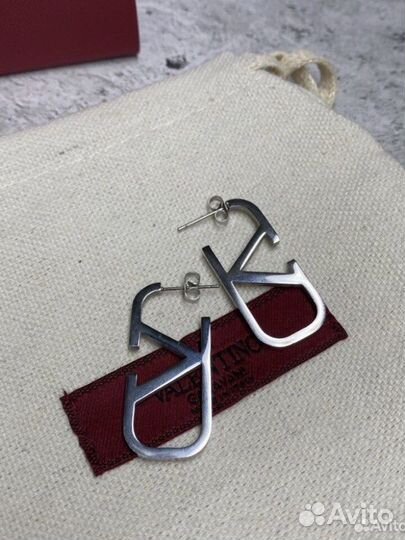 Серьги valentino