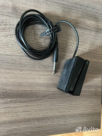 Педаль Roland DP-2