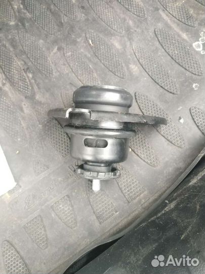 Подушка двигателя hyundai i30 kia