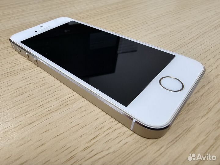 iPhone 5S, 16 ГБ