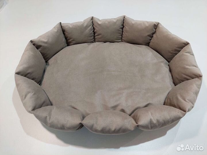 Лежанка для большой собаки новая