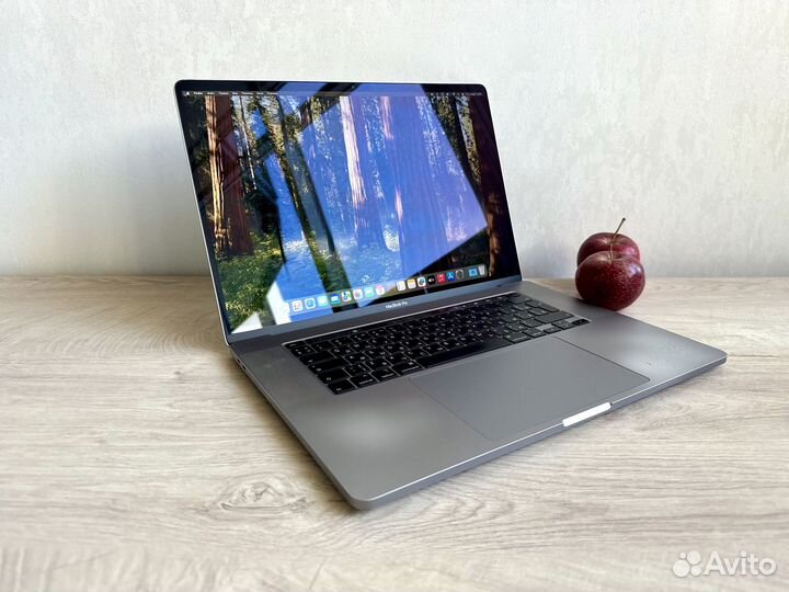 MacBook Pro 16'' 2019 i7 32Gb 512Gb RP 4Gb