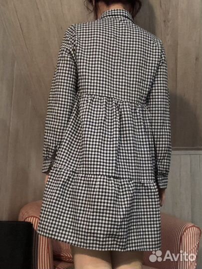 Женское платье-рубашка в клетку