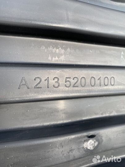 Mercedes W213 W238 W257 4wd пыльник бампера центр