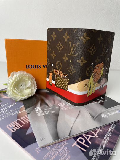 Обложка для паспорта Louis Vuitton