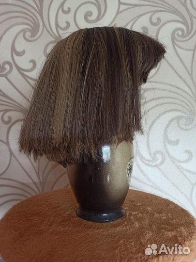 Парик из искусственных волос