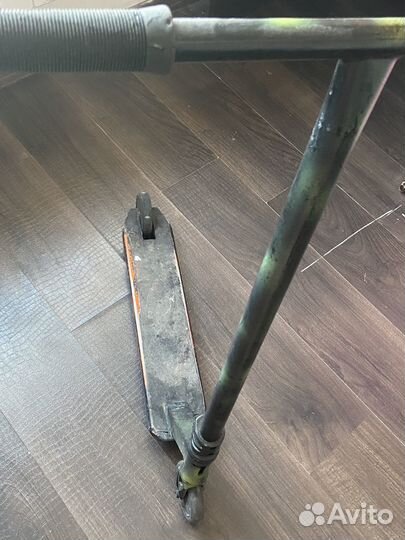 Трюковой самокат Virus