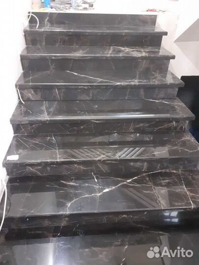 Ступени из натурального мрамора для лестницы