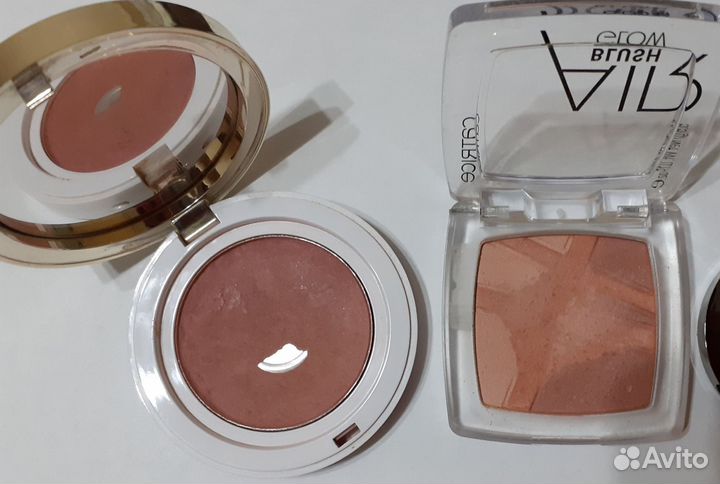 Clarins румяна 03, catrice 020