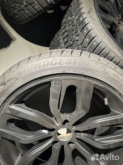 Зимние колеса R20 с шипованной резиной