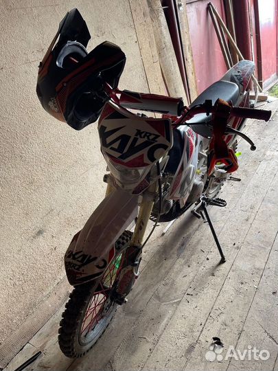 Питбайк Kayo Basic YX140 17/14 KRZ