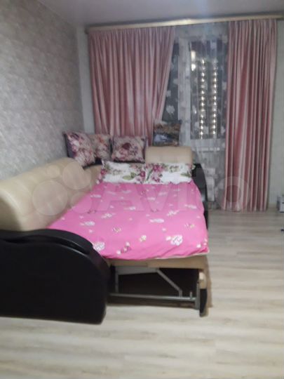 2-к. квартира, 52 м², 3/19 эт.