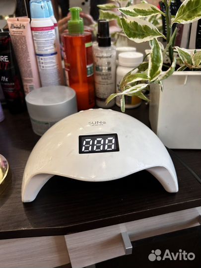 Уф лампа для ногтей