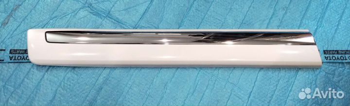 Молдинг передней L двери Lc 200 белый перламутр