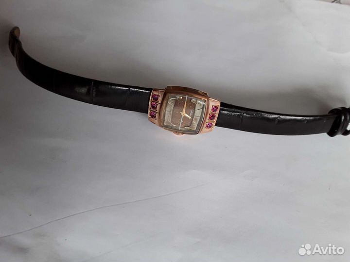 Золотые часы 