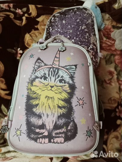 Школьный ранец