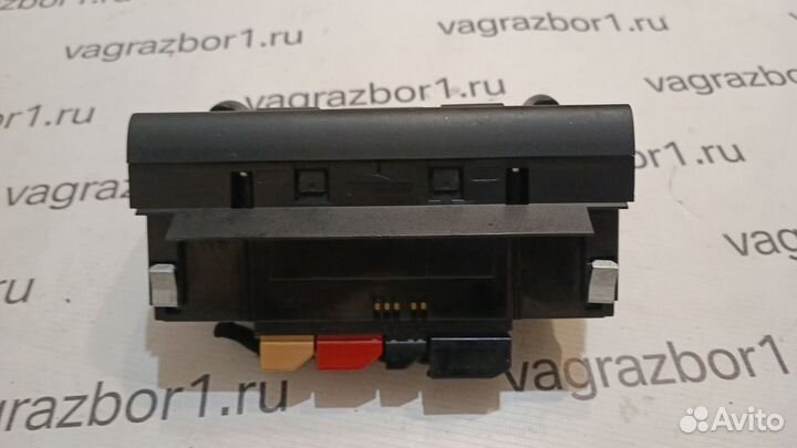 Блок управления климатической установкой Audi A3