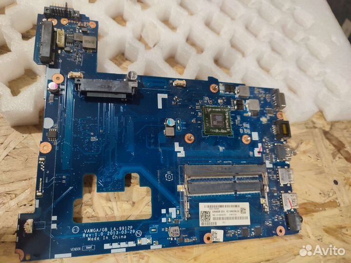 Материнская плата LA-9912P