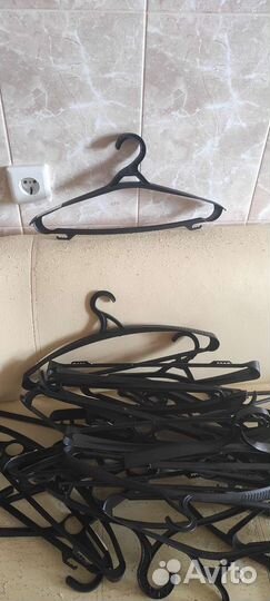 Вешалки плечики