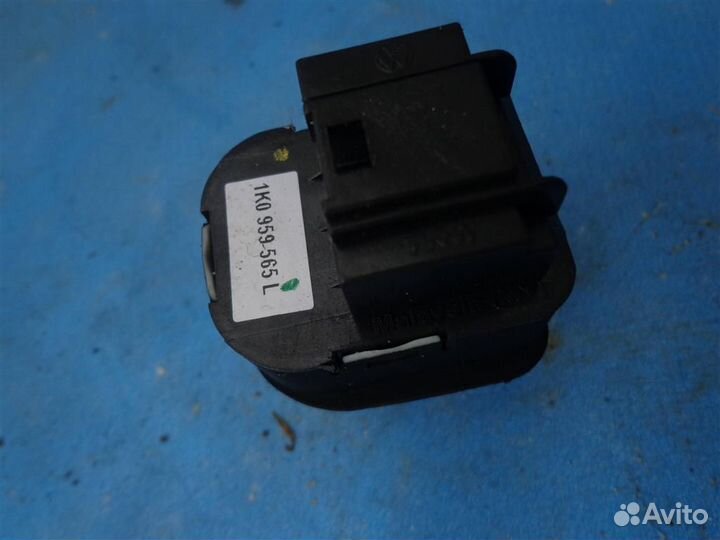 Переключатель регулировки зеркала VW Passat B6