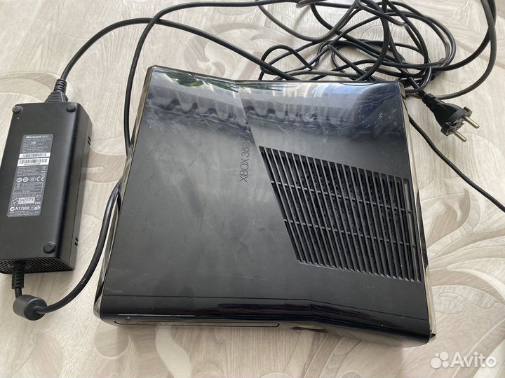 Xbox 360 с кинектом