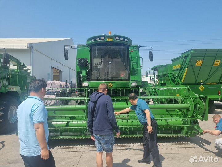 Комбайн John Deere 1550, 2024