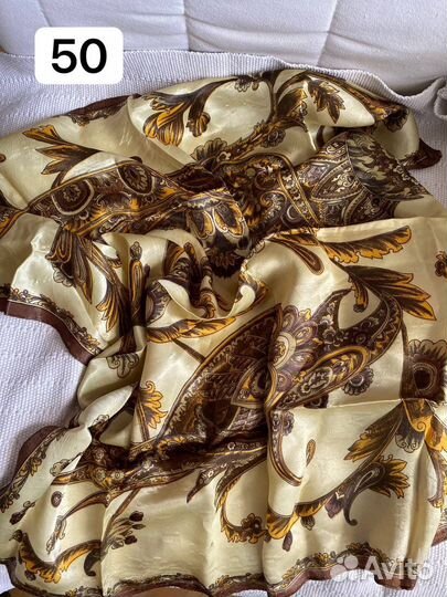 Шарфы и платки