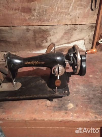 Швейная машина Подольск на запчасти