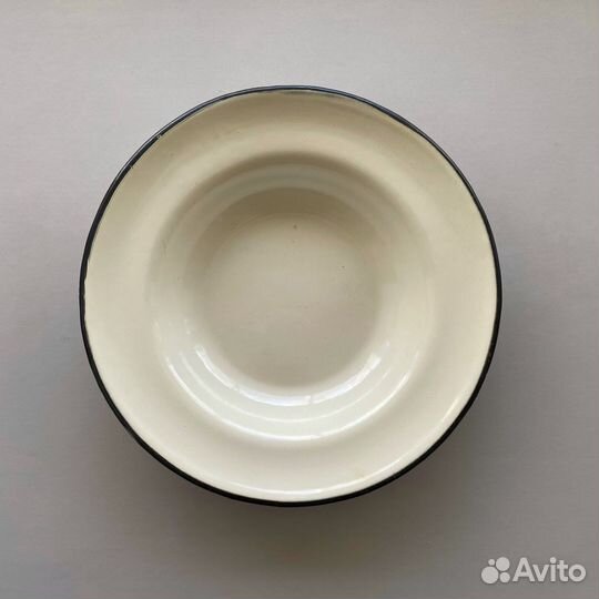 Тарелка эмалированная СССР 3 штуки