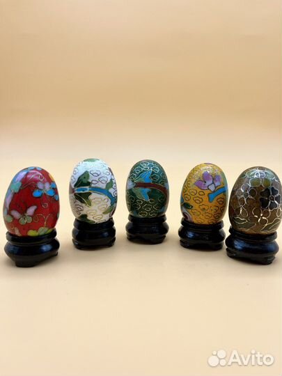 Яйца клуазоне на подставке