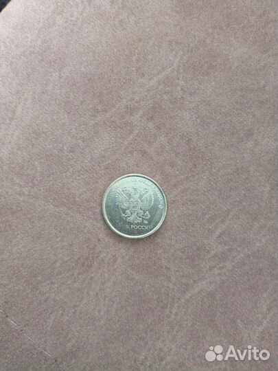 Продам монету