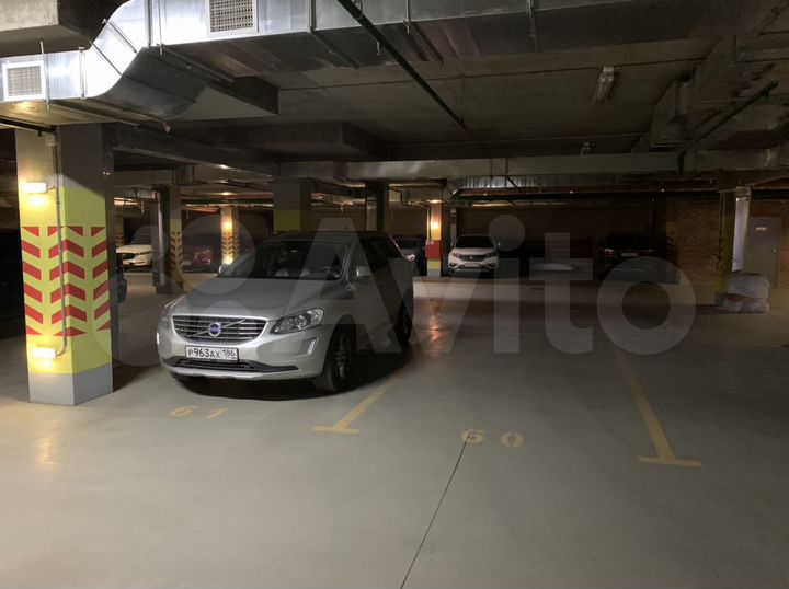 Машиноместо, 15 м²