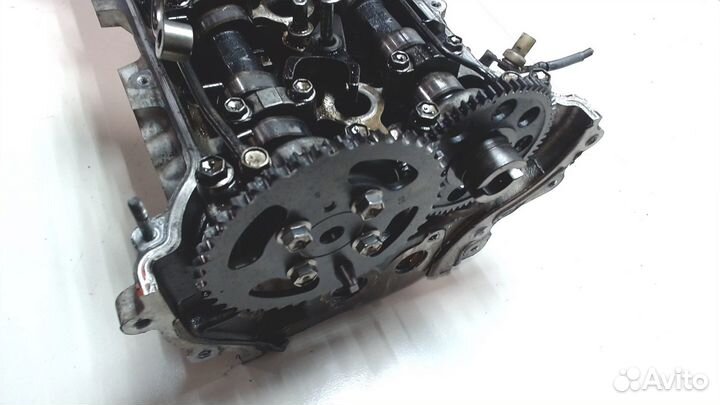 Головка блока (ГБЦ) Toyota Avensis 2, 2005