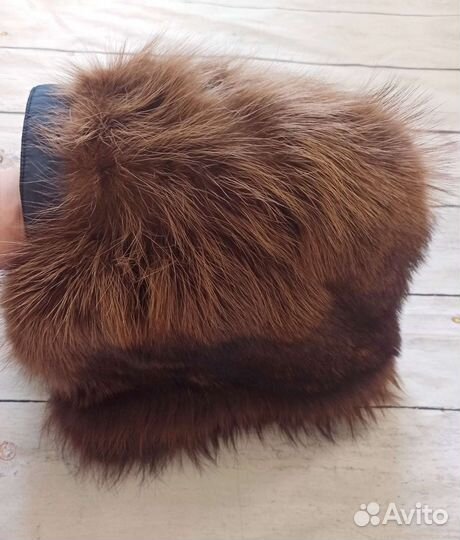 Меховой воротник енот