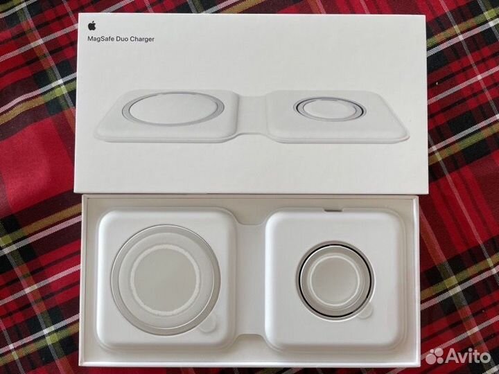 Apple MagSafe Duo Charger