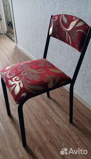 Стул мягкий