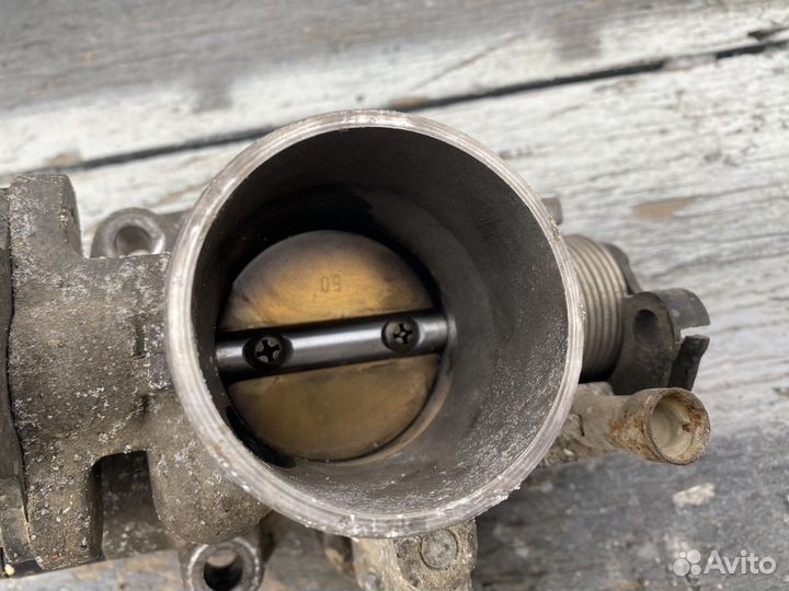 Заслонка дроссельная 1.6 Hyundai Elantra